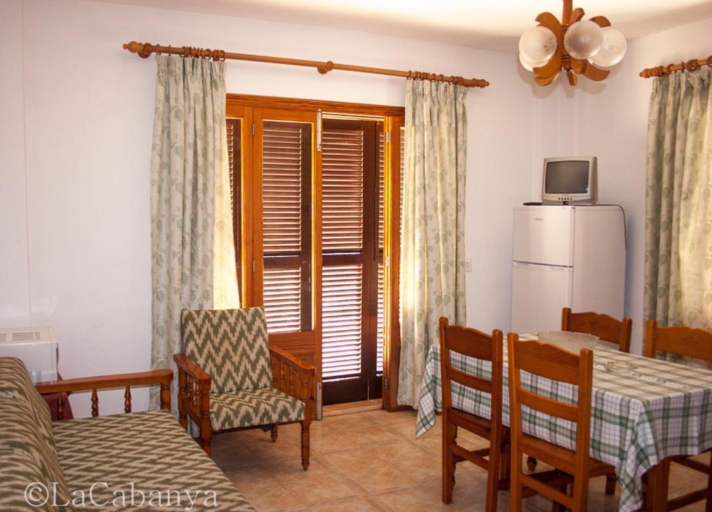 Apartamentos La Cabana Каньямель Номер фото